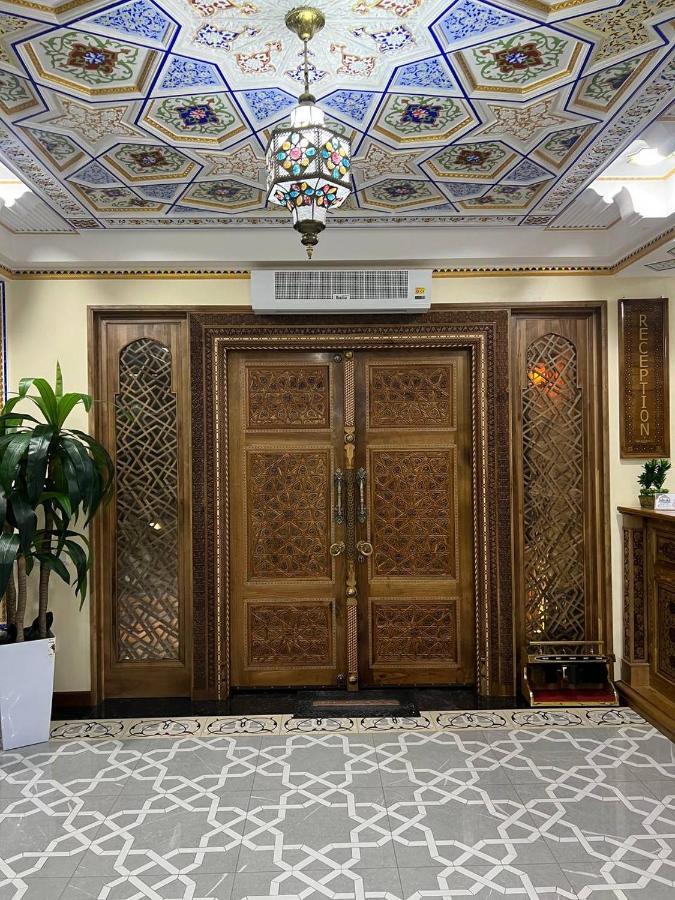 Labi Rud Hotel Premium Bukhara Exterior foto