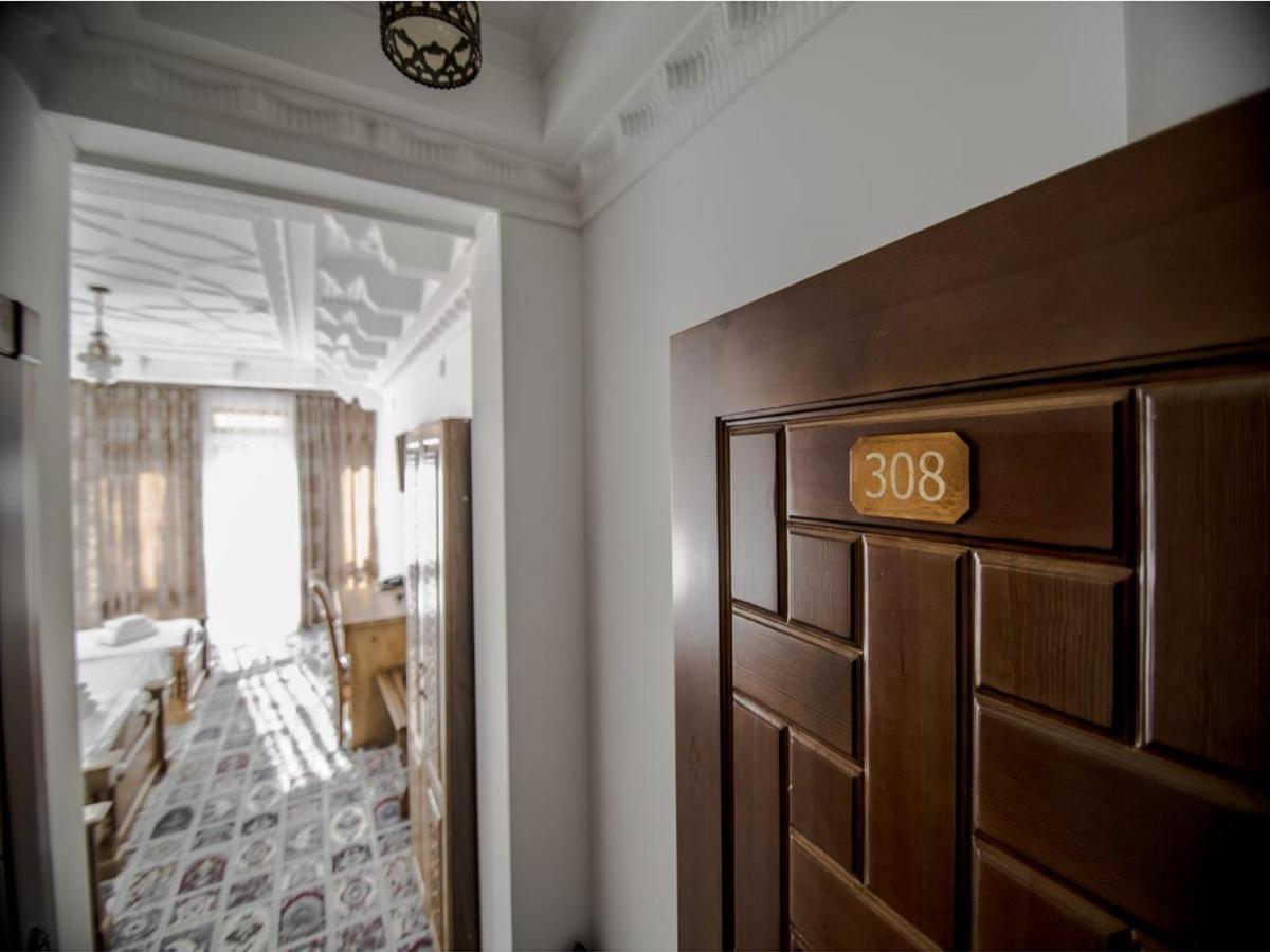 Labi Rud Hotel Premium Bukhara Exterior foto